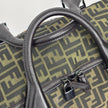 Fendi Borsa da viaggio a mano FF Zucca in tela e pelle