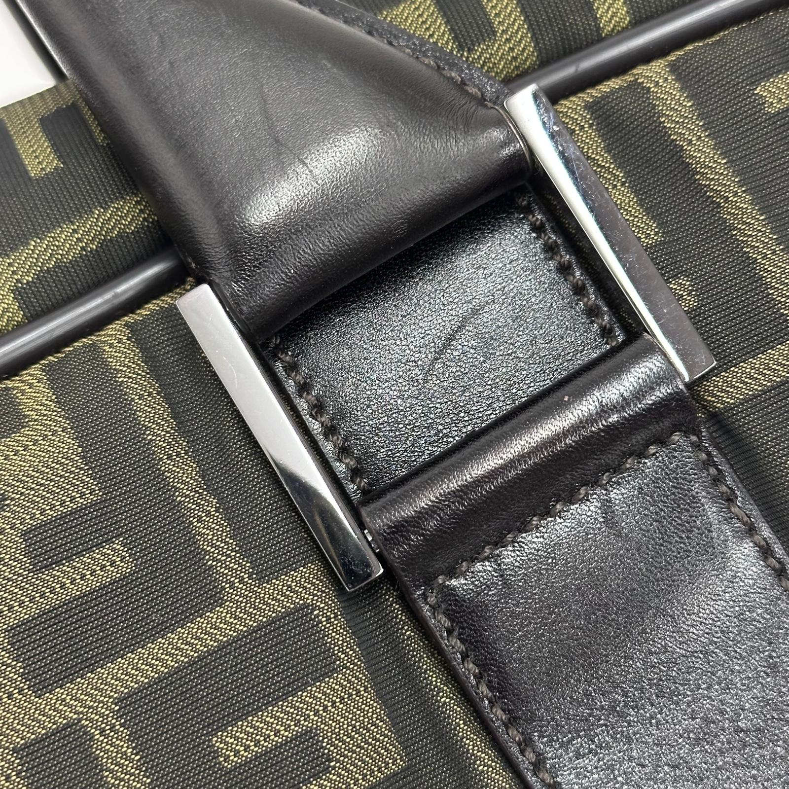 Fendi Borsa da viaggio a mano FF Zucca in tela e pelle