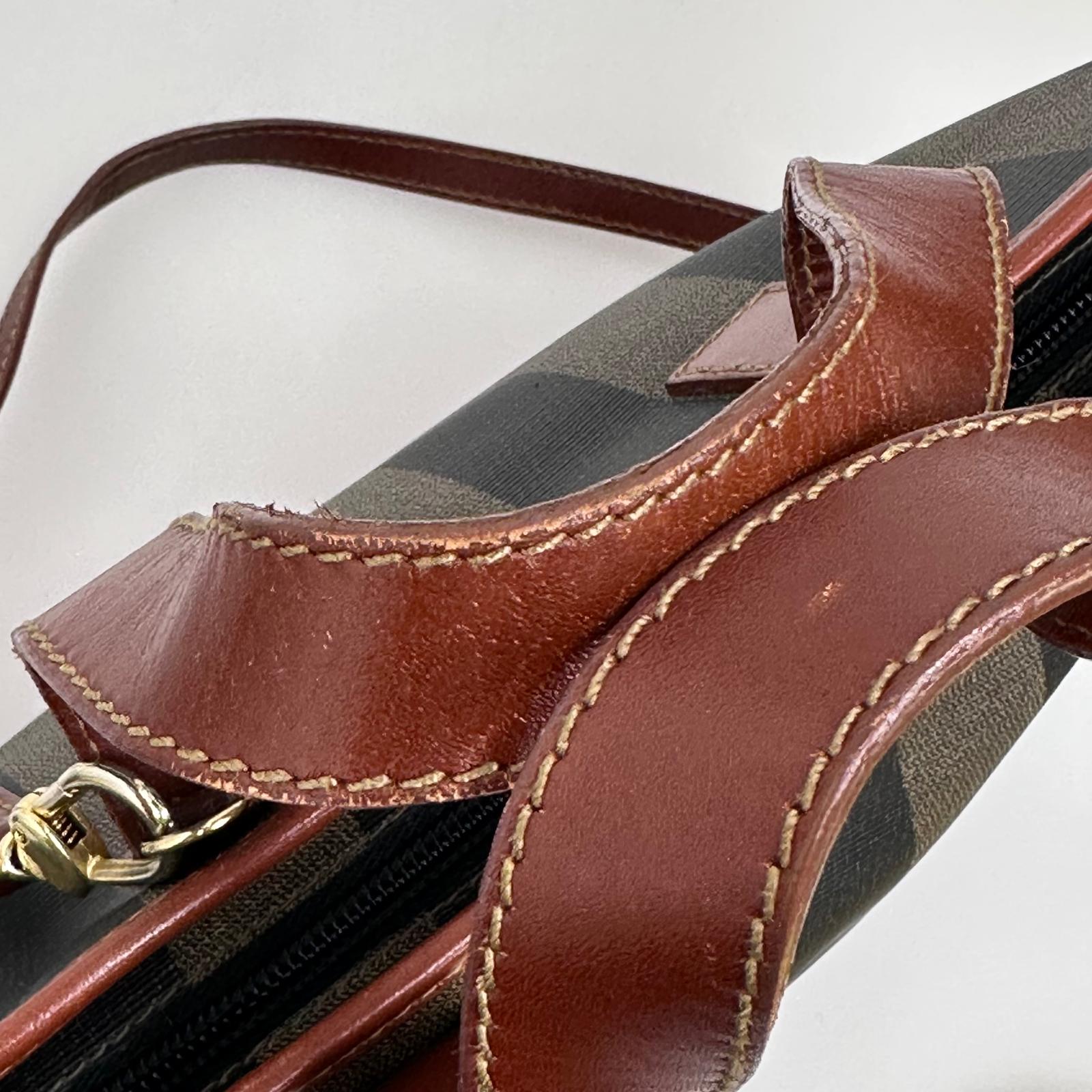 Fendi Borsa in tela rigata Pequin con finiture in pelle marrone
