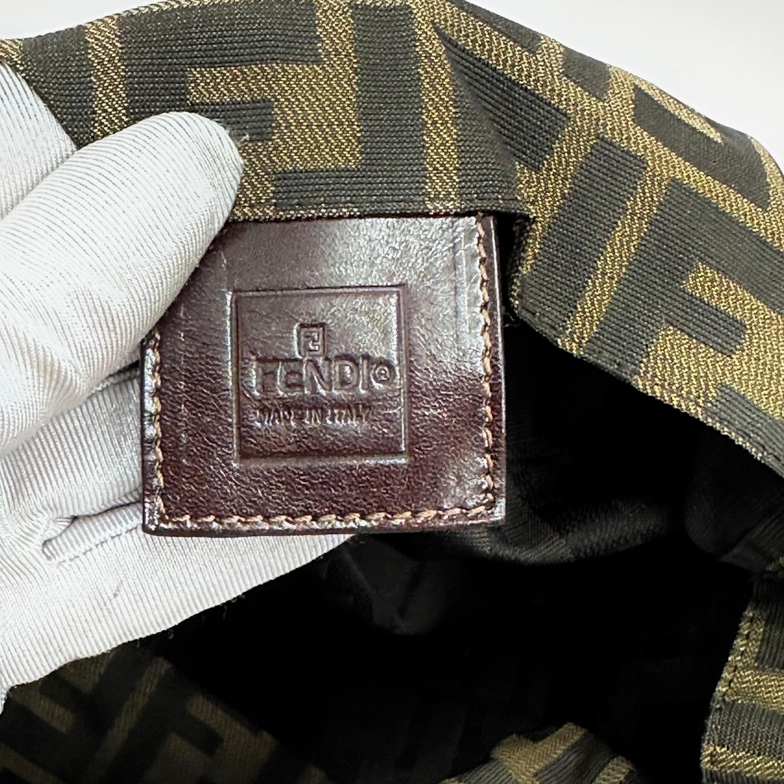 Fendi Borsa shopper a spalla in tela Zucca FF