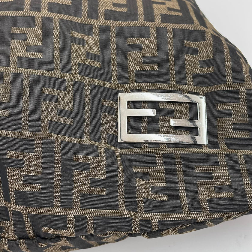 Fendi Borsa shopper a spalla in tela Zucca FF