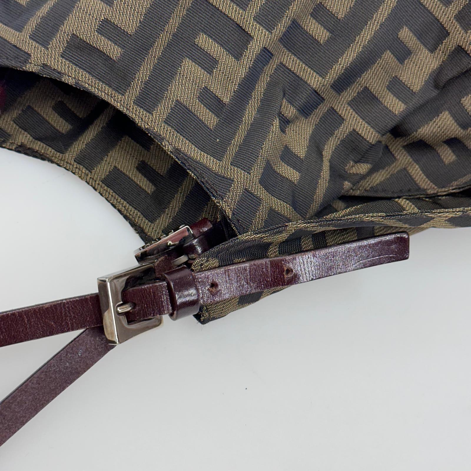 Fendi Borsa shopper a spalla in tela Zucca FF