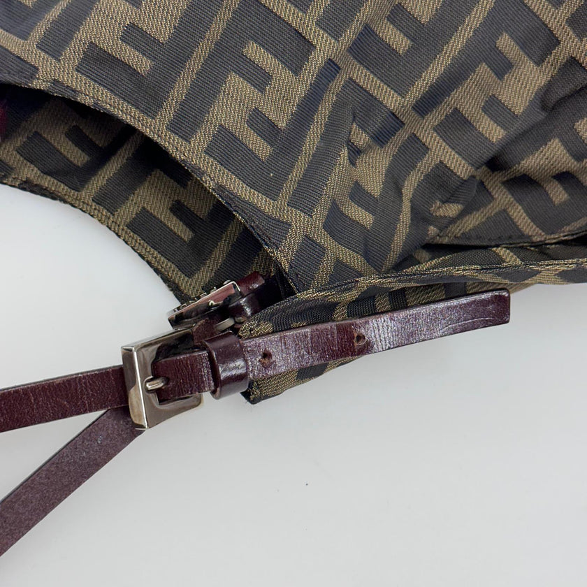 Fendi Borsa shopper a spalla in tela Zucca FF