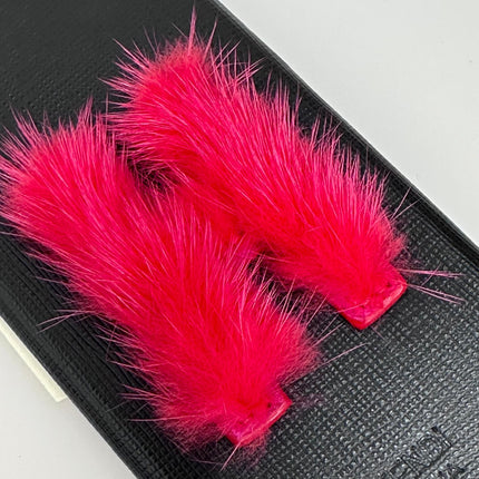 Fendi Cover iPhone 6/6s/7 in pelle nera con applicazione mink rossa