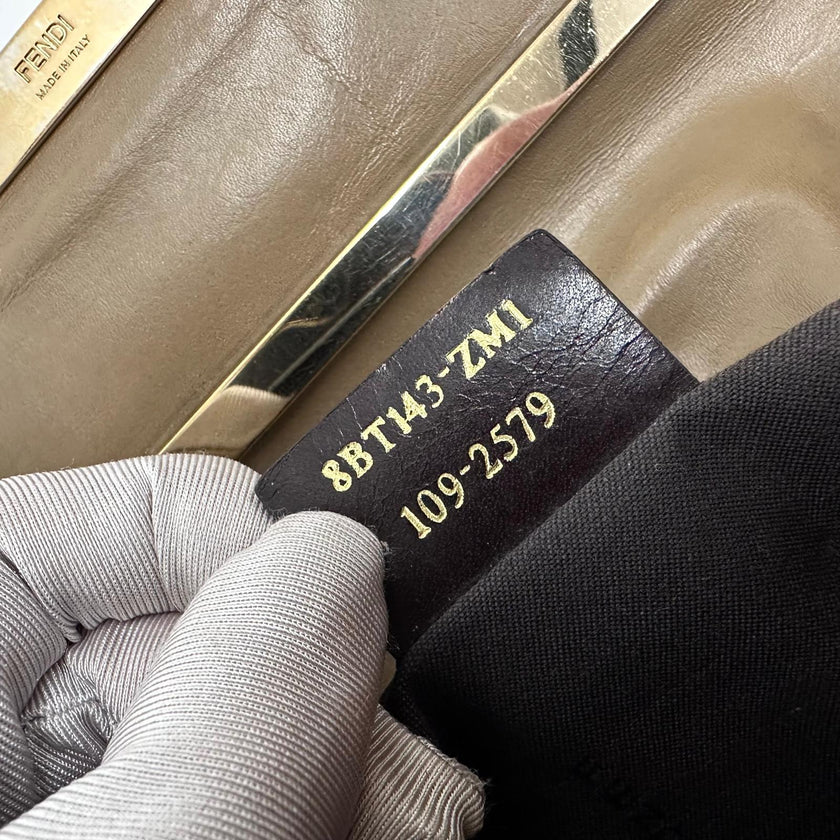 Fendi Mia Borsa a due vie in pelle marrone con catena oro