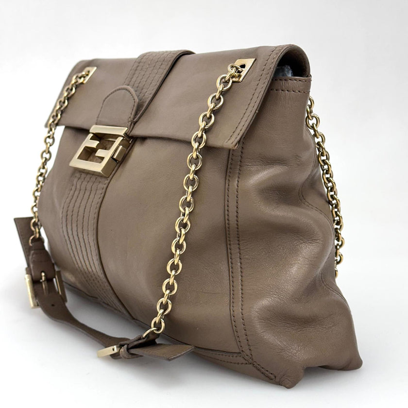 Fendi Mia Borsa a due vie in pelle marrone con catena oro