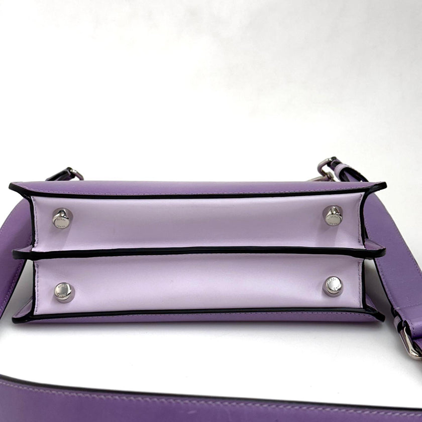 Fendi Peekaboo Regular in Pelle Sfumata Lilla con Finiture Silver