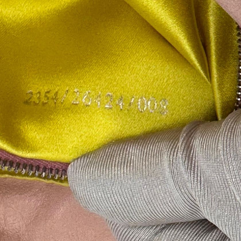 Fendi Borsa Baguette a spalla in pelle rosa cipria