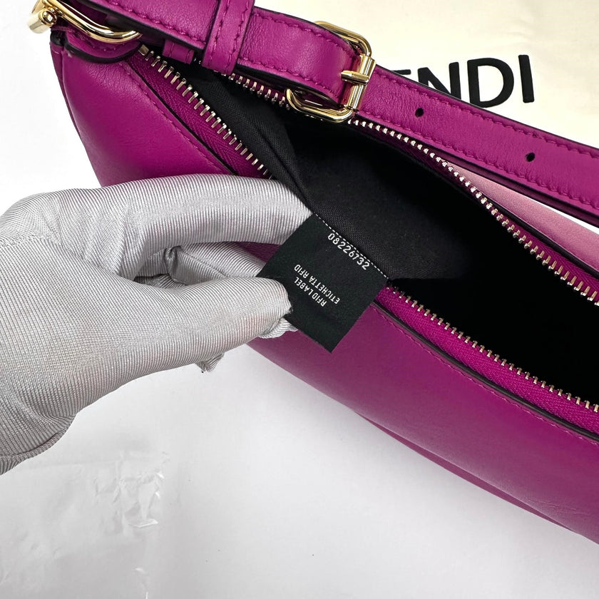 Fendi borsa a spalla Fendigraphy Small Nappa in pelle Fucsia