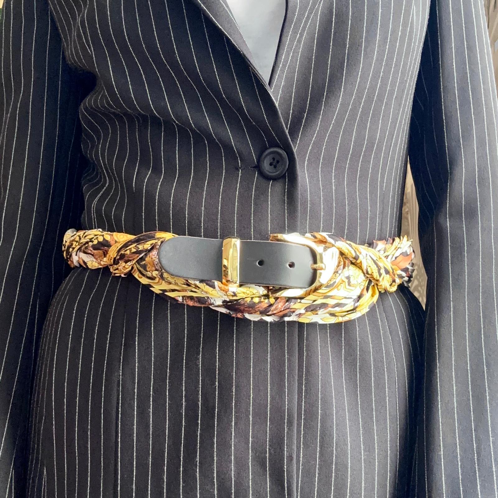 Gianni Versace cintura in seta plissettata con dettagli Medusa e pelle nera