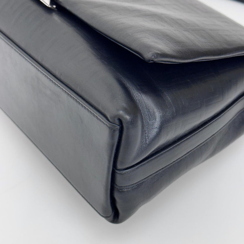 Givenchy Borsa 4G soft in pelle nera con catena logo