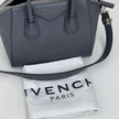 Givenchy Borsa Antigona Small in Pelle Grigio Ardesia con Tracolla