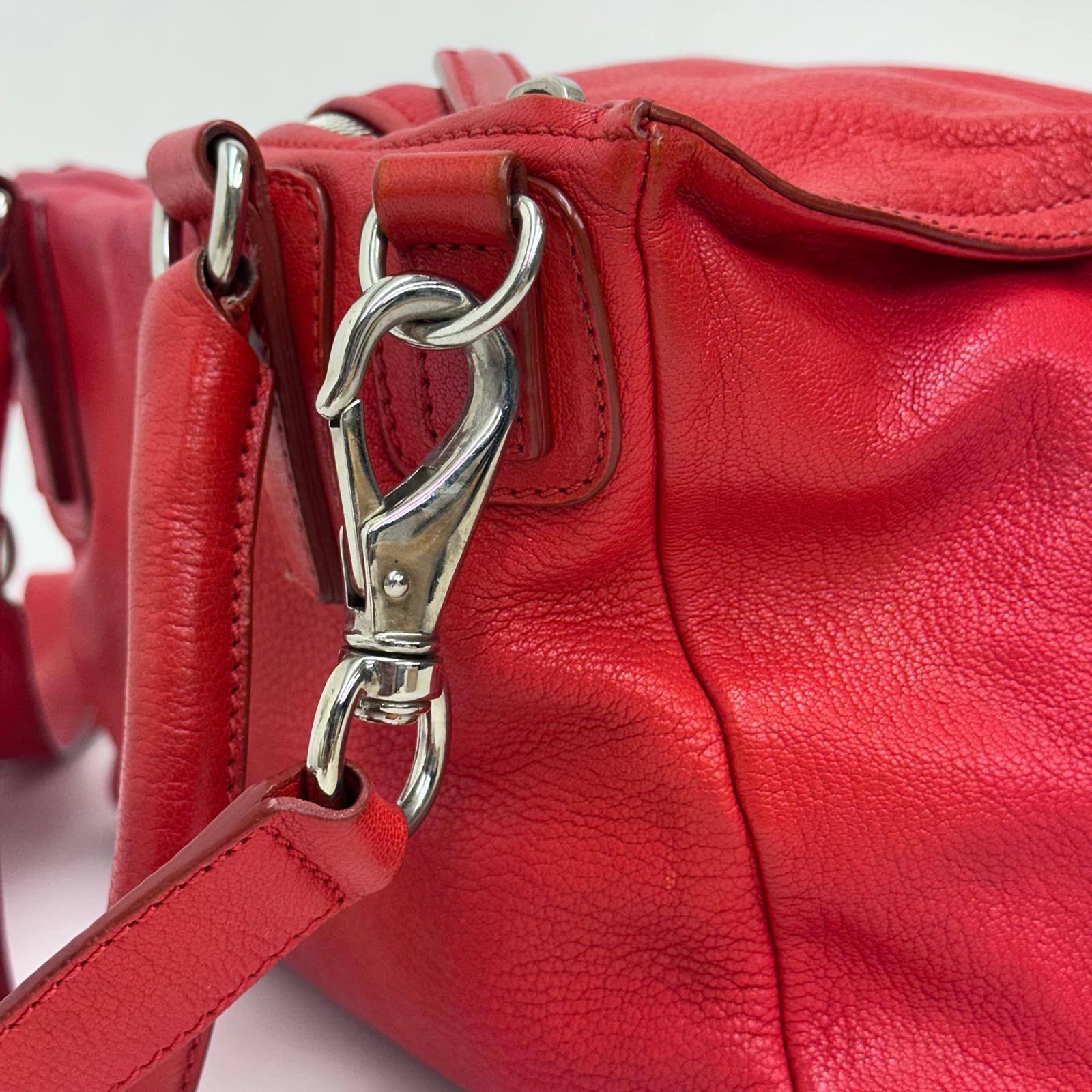 Givenchy Borsa Pandora Medium in pelle rossa con tracolla