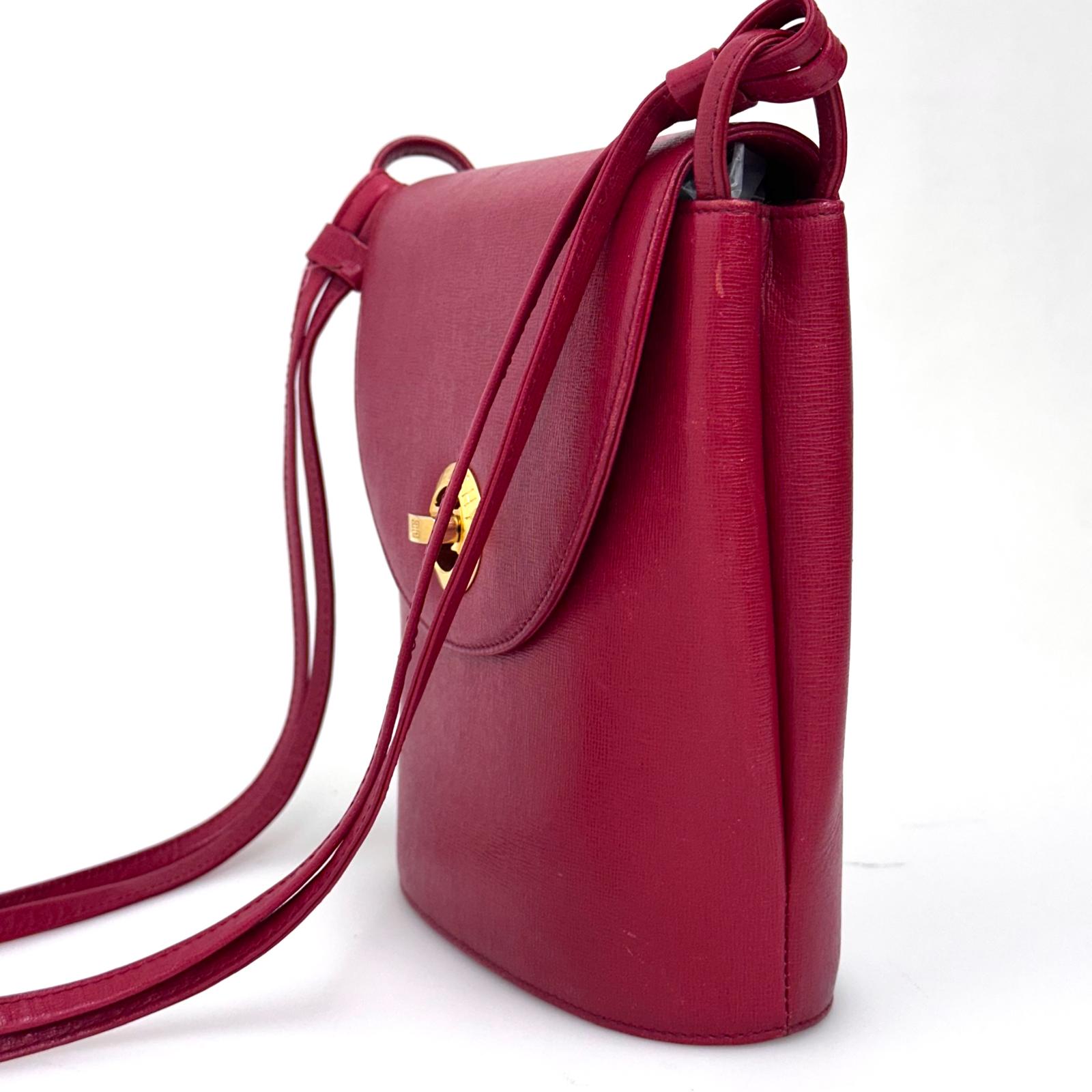 Givenchy Borsa a Tracolla Vintage in Pelle Rossa