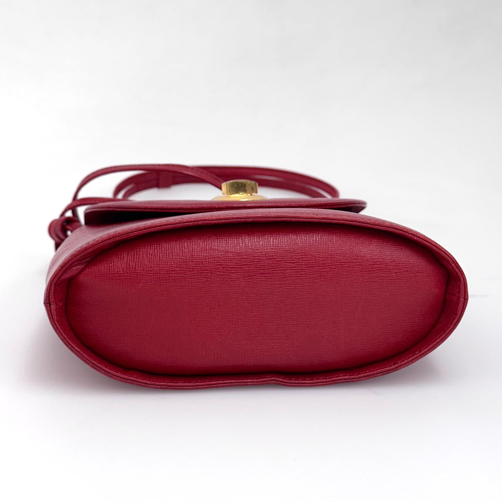 Givenchy Borsa a Tracolla Vintage in Pelle Rossa