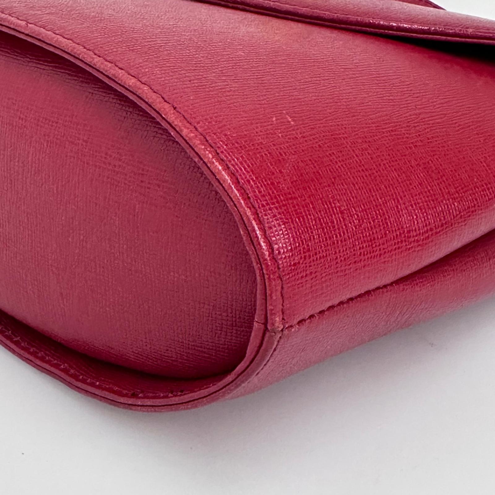 Givenchy Borsa a Tracolla Vintage in Pelle Rossa