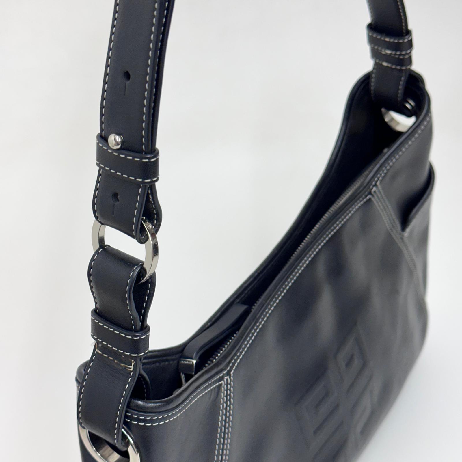 Givenchy Maxi Borsa Hobo Vintage 4G in Pelle Nera