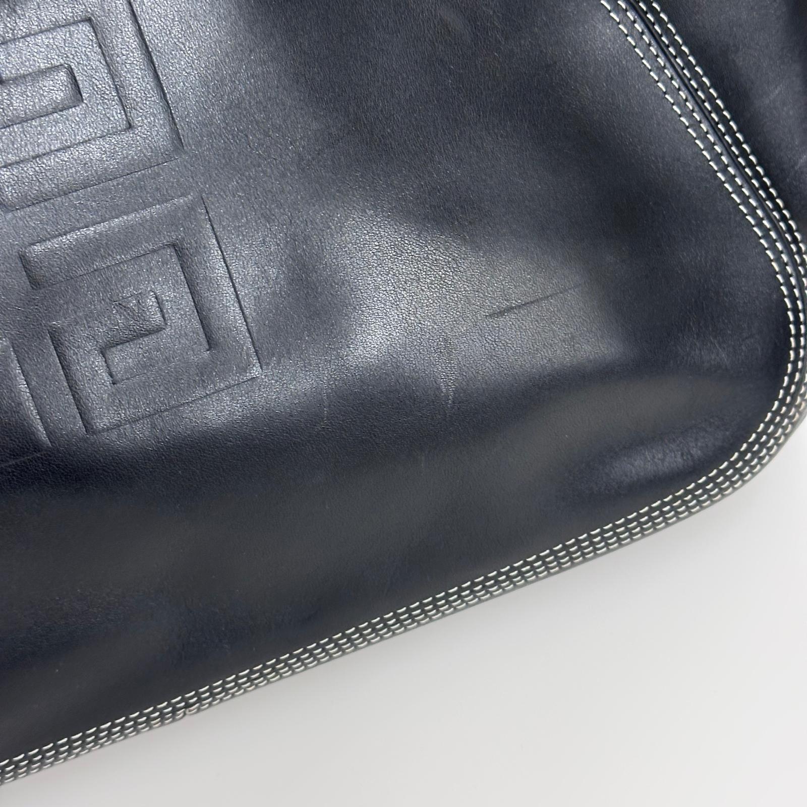 Givenchy Maxi Borsa Hobo Vintage 4G in Pelle Nera