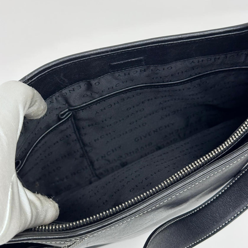 Givenchy Maxi Borsa Hobo Vintage 4G in Pelle Nera