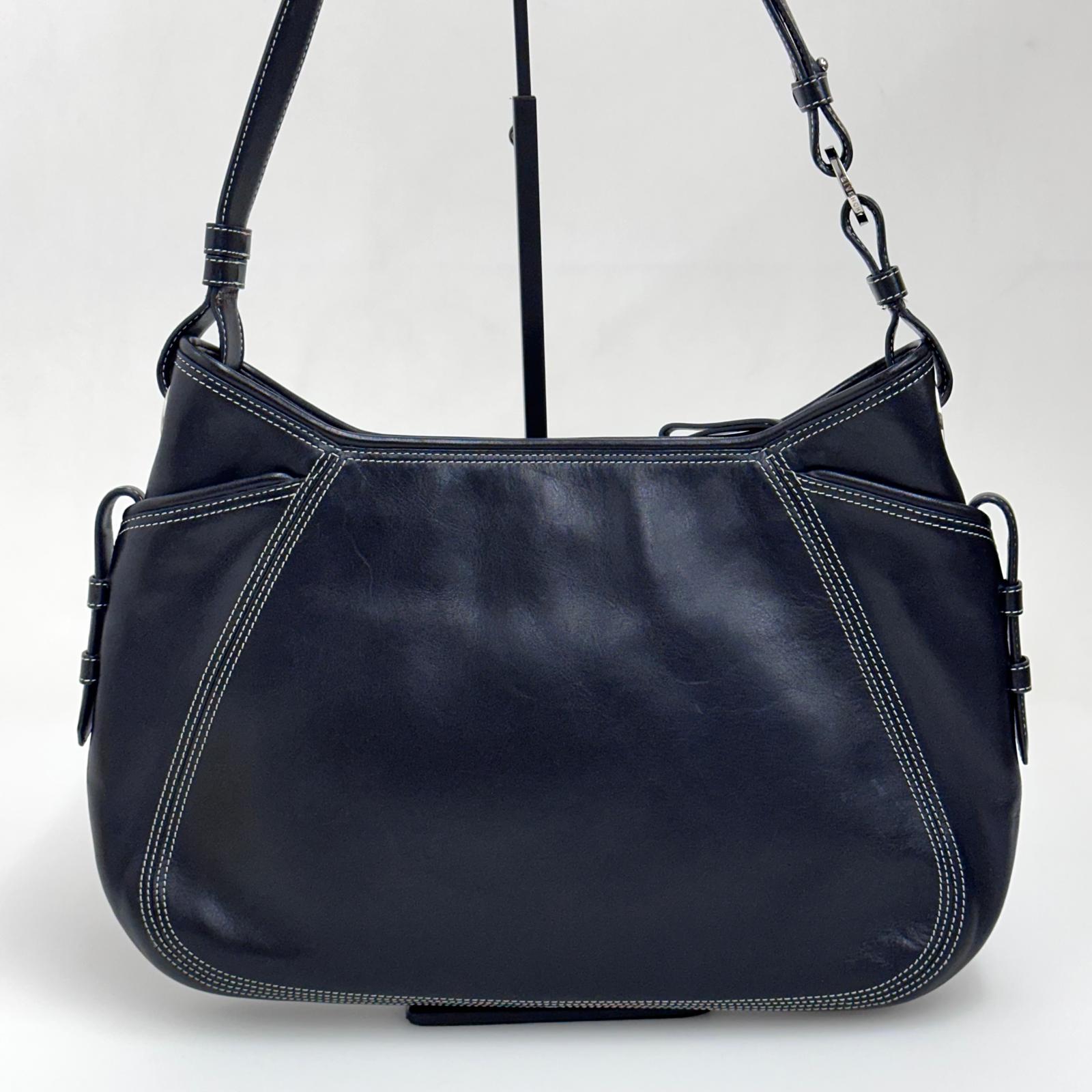 Givenchy Maxi Borsa Hobo Vintage 4G in Pelle Nera