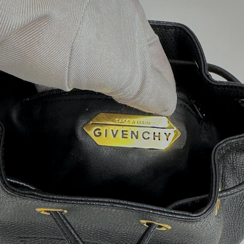 Givenchy borsa a mano secchiello mini vintage in pelle martellata nera