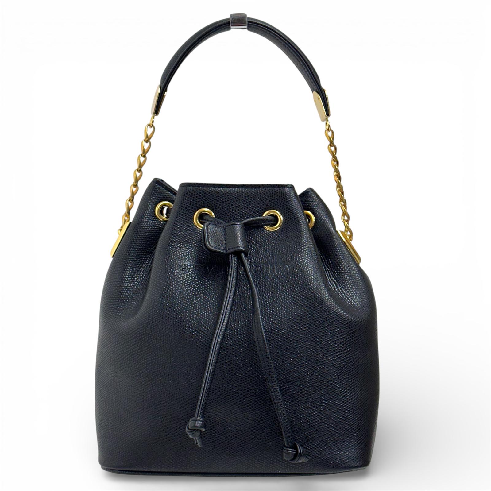 Givenchy borsa a mano secchiello mini vintage in pelle martellata nera