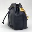 Givenchy borsa a mano secchiello mini vintage in pelle martellata nera