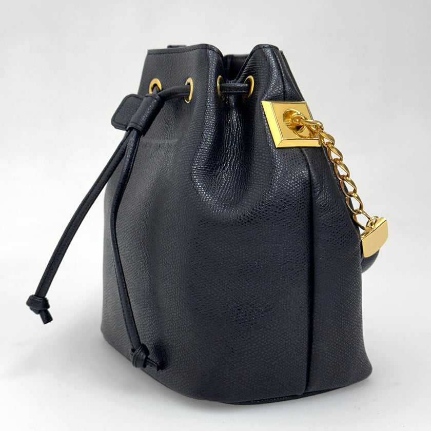 Givenchy borsa a mano secchiello mini vintage in pelle martellata nera