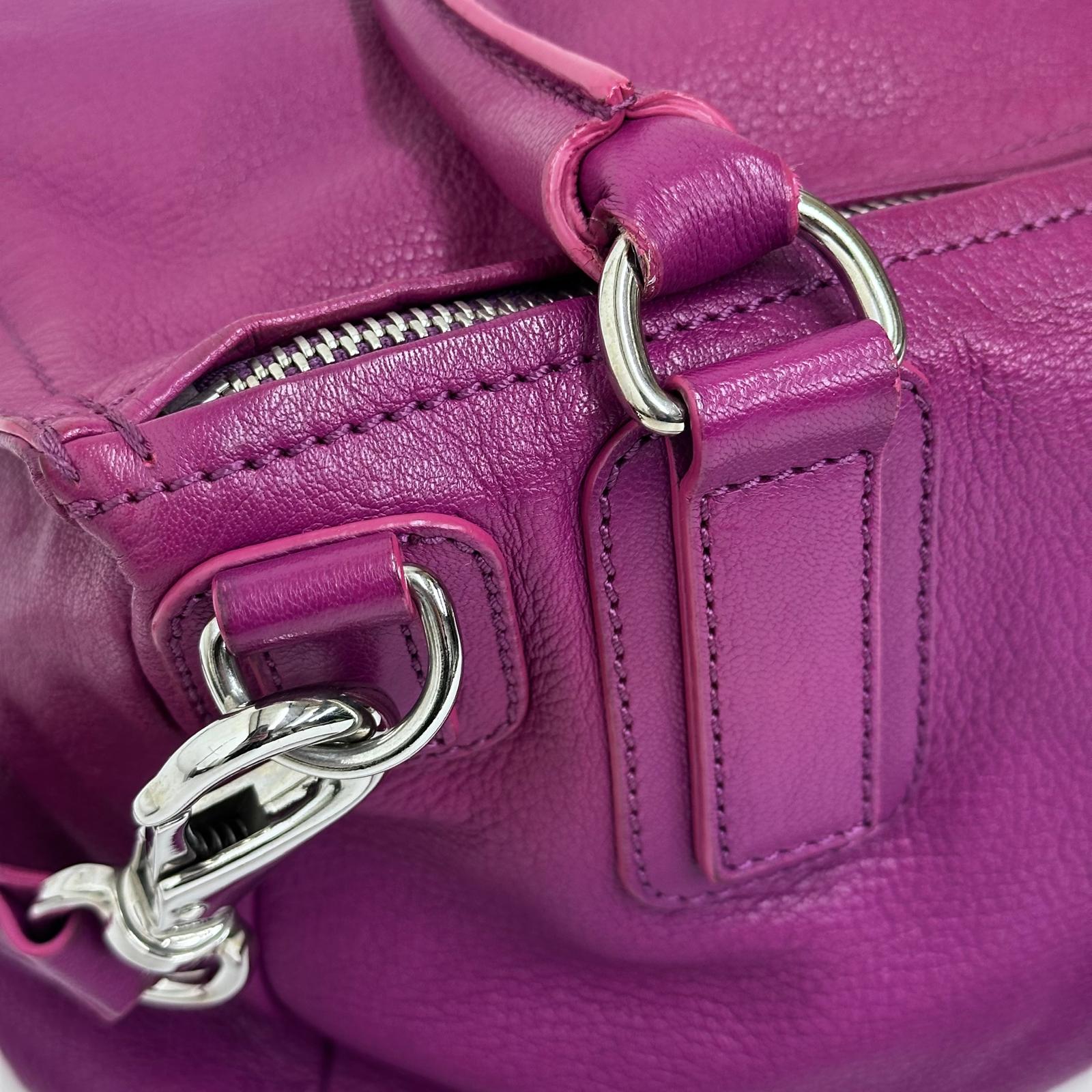 Givenchy borsa a tracolla Pandora Medium in pelle magenta