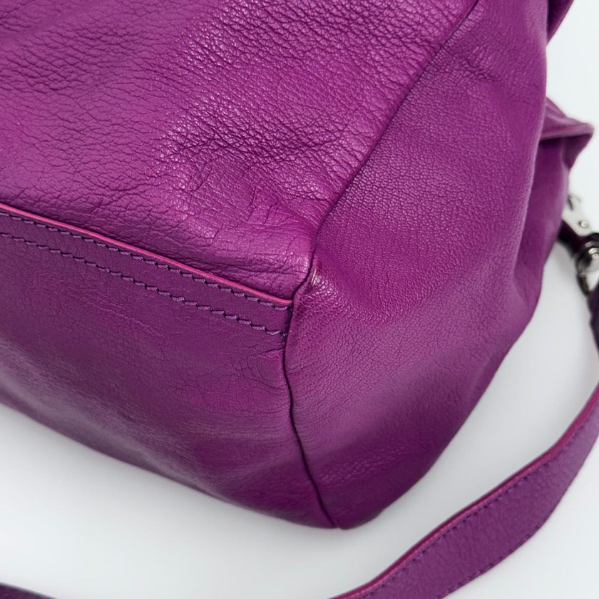 Givenchy borsa a tracolla Pandora Medium in pelle magenta