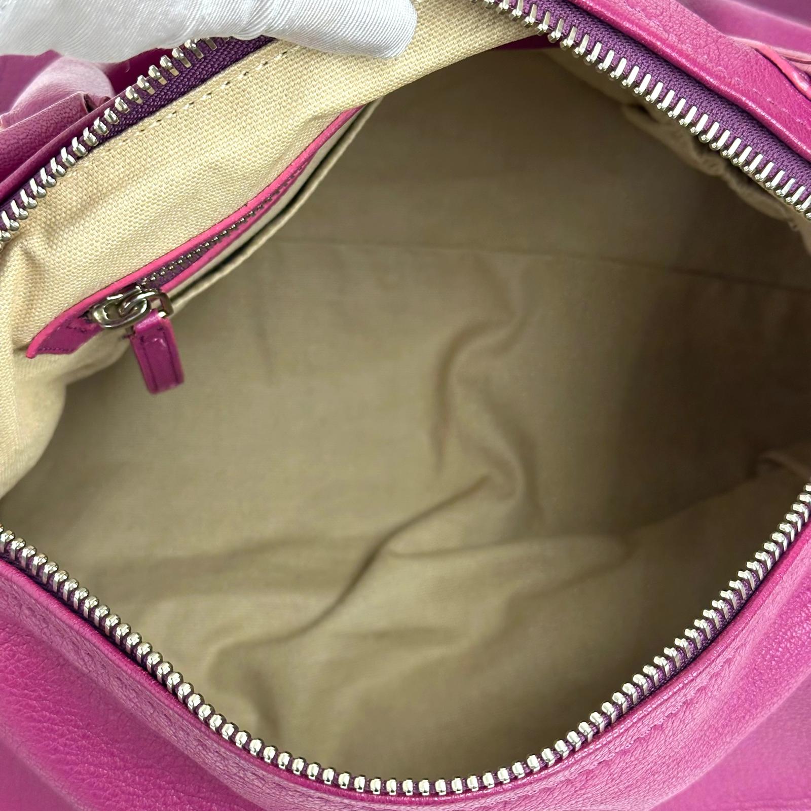 Givenchy borsa a tracolla Pandora Medium in pelle magenta