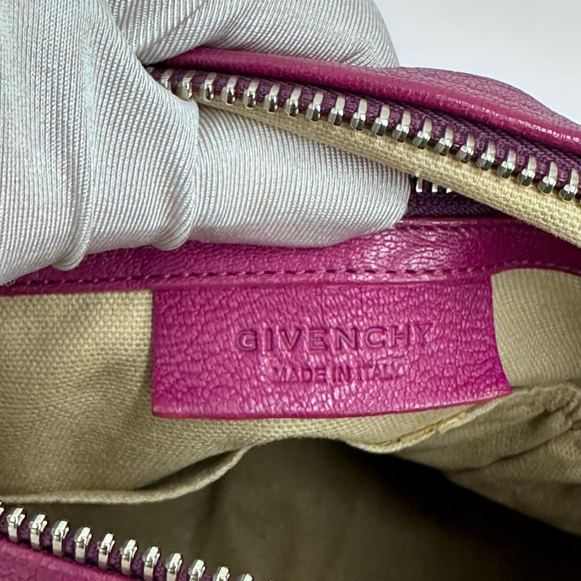 Givenchy borsa a tracolla Pandora Medium in pelle magenta