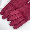 Guanti Christian Dior in pelle rossa con logo CD