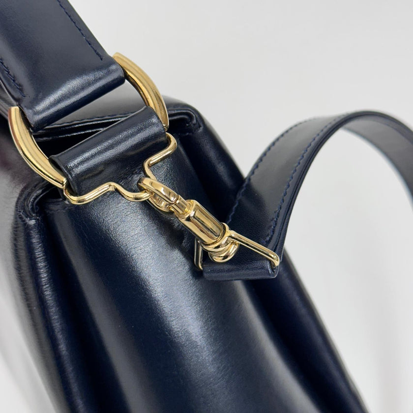 Gucci Borsa Bamboo in pelle blu con interno rosso anni ’90-2000