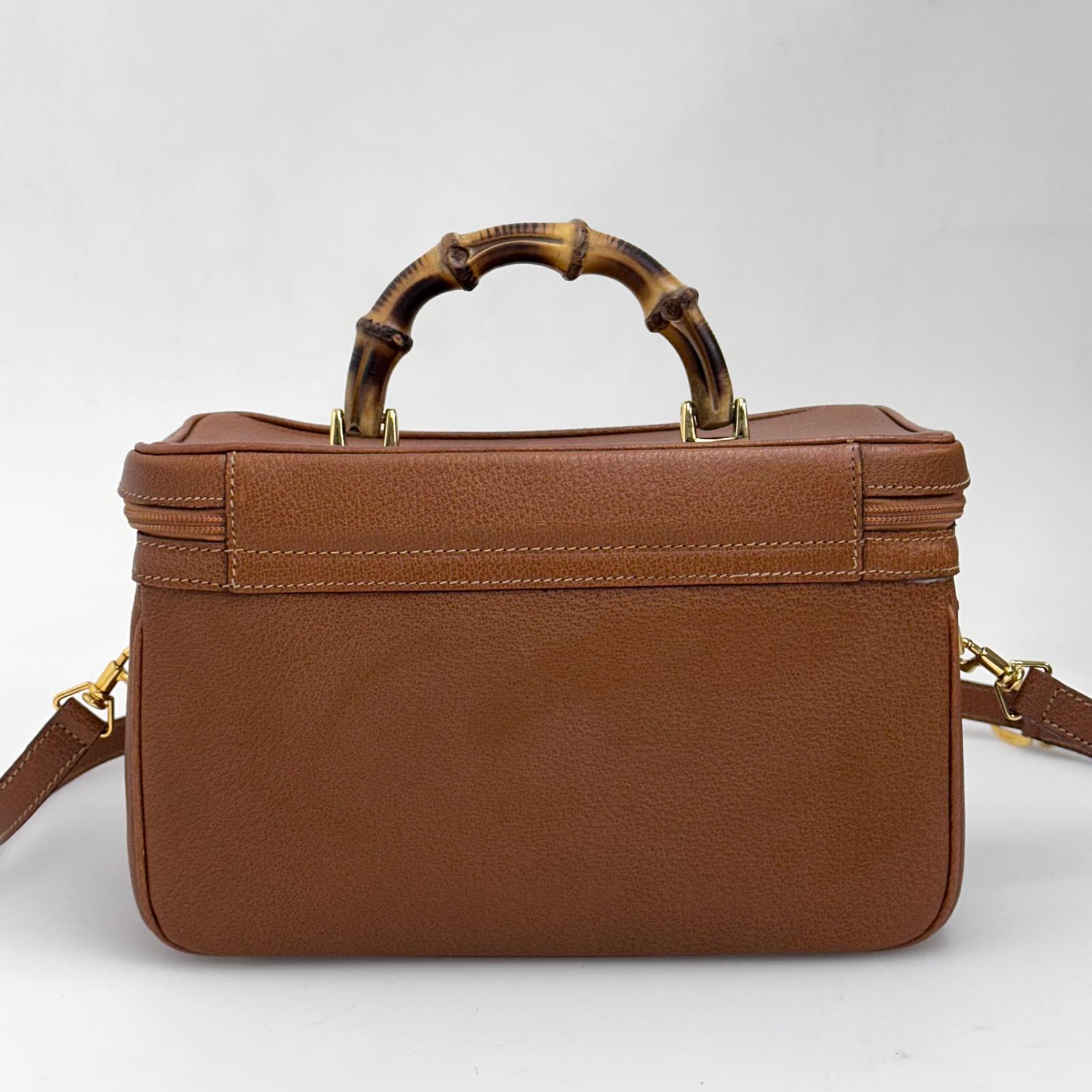 Gucci Borsa Bamboo modello vanity case vintage con specchio