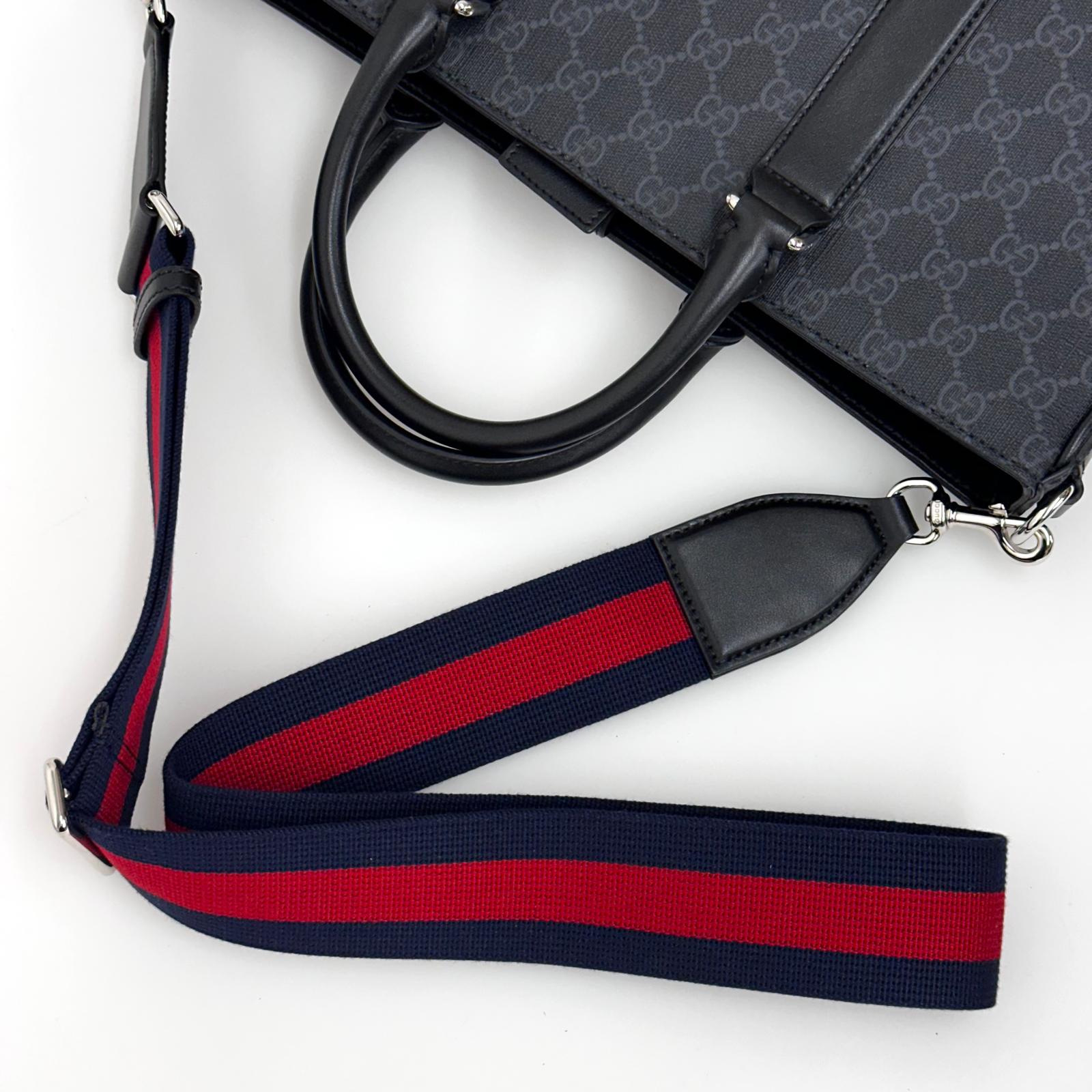 Gucci Borsa Business in Tela GG Supreme Nera