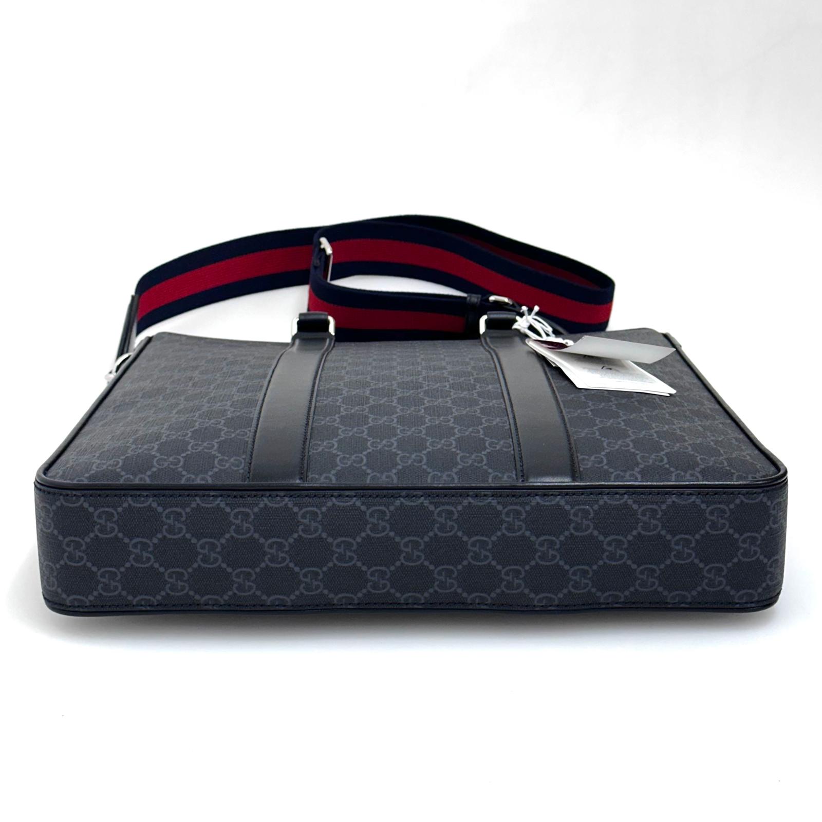 Gucci Borsa Business in Tela GG Supreme Nera