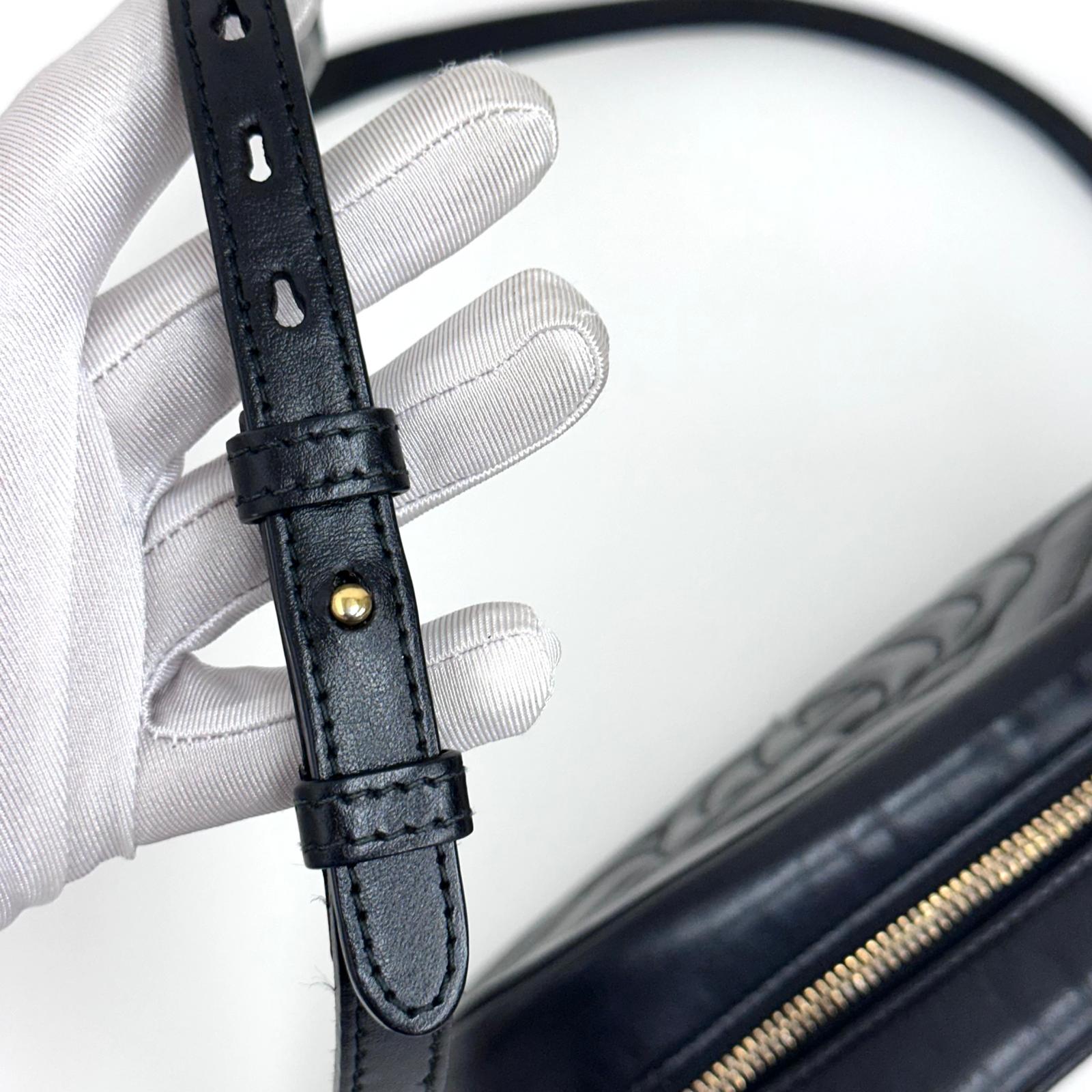 Gucci Borsa Camera GG a Tracolla Marmont Matelassé Nera Small