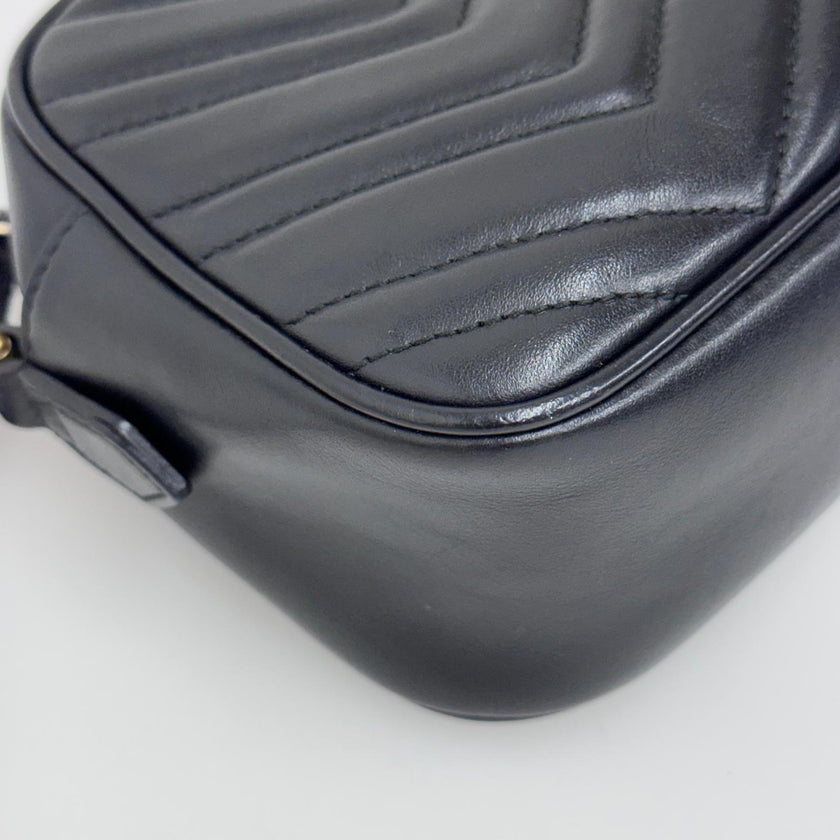 Gucci Borsa Camera GG a Tracolla Marmont Matelassé Nera Small