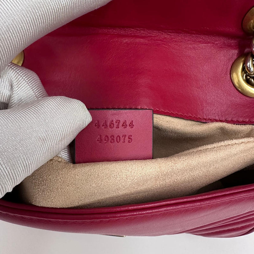 Gucci Borsa GG Marmont Piccola Matelassé Pelle Rossa