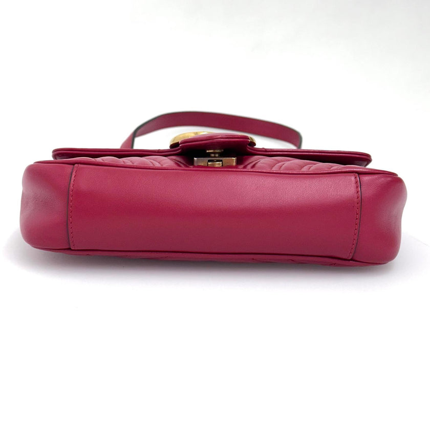 Gucci Borsa GG Marmont Piccola Matelassé Pelle Rossa