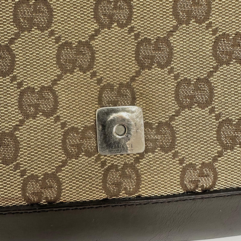 Gucci Borsa Hobo GG Supreme con Catena Oversize in Resina