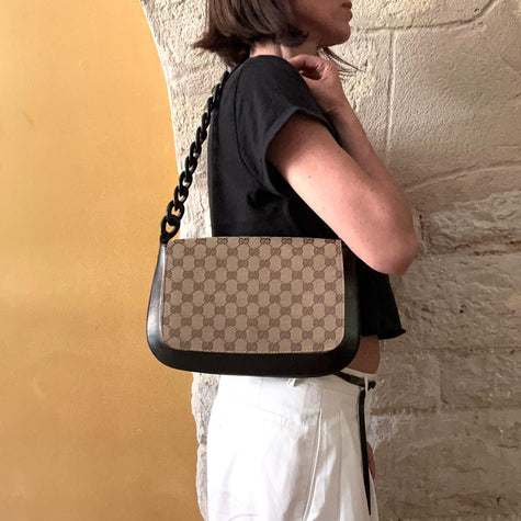 Gucci Borsa Hobo GG Supreme con Catena Oversize in Resina