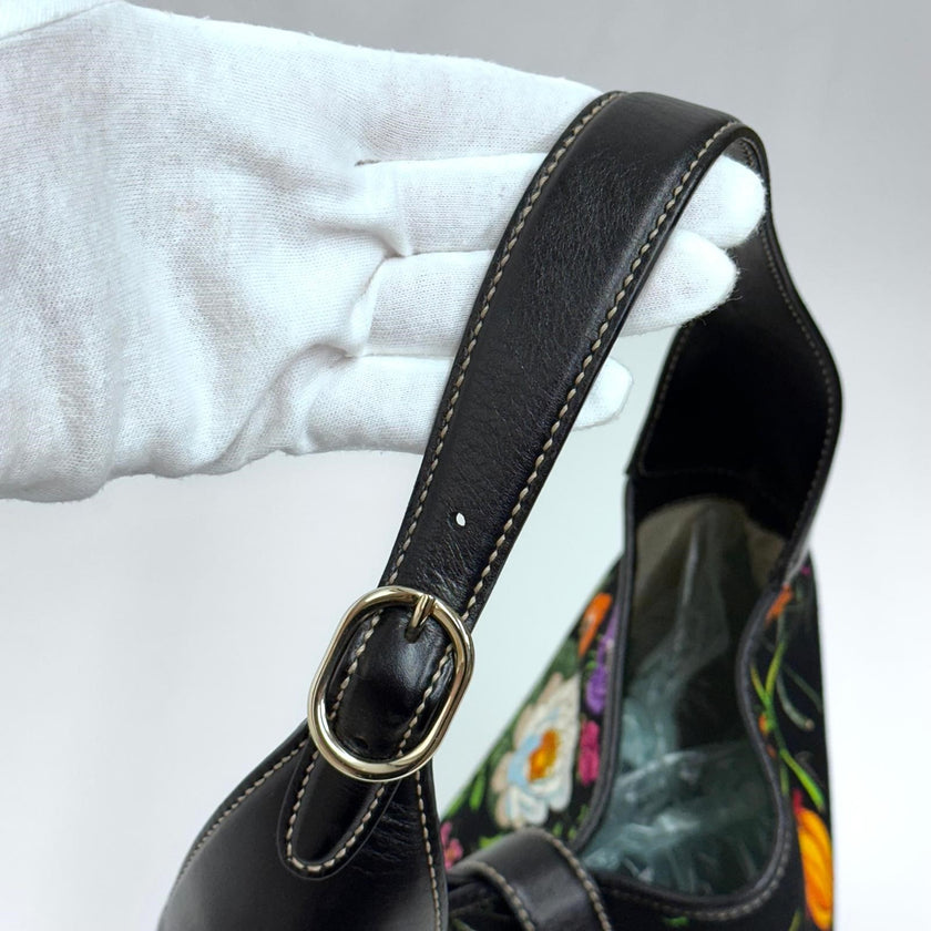 Gucci Borsa Jackie Maxi in tela Flora e pelle nera