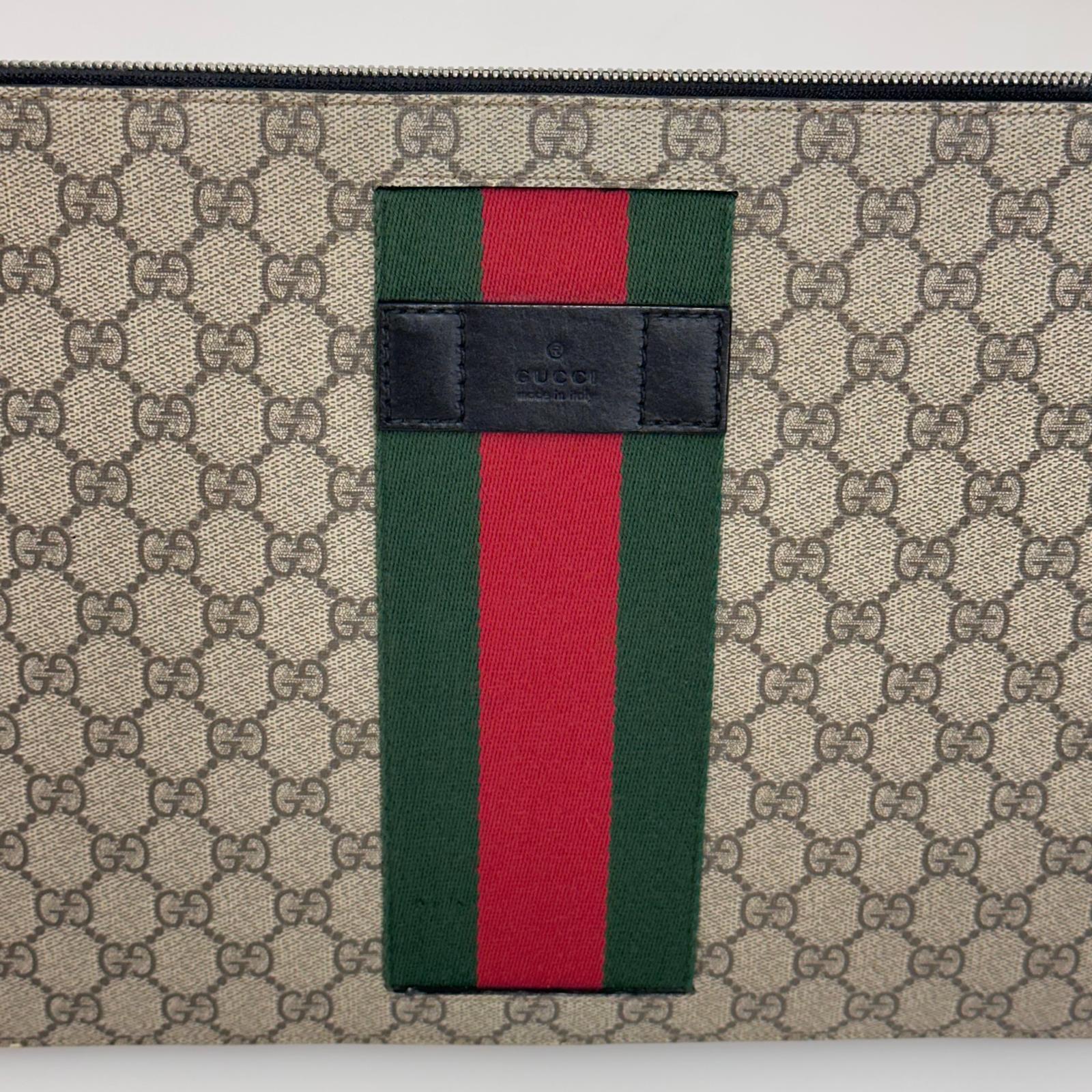 Gucci Borsa Maxi Pochette GG Supreme con Web Verde e Rosso