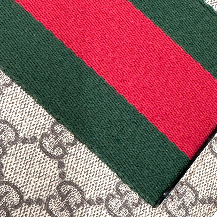 Gucci Borsa Maxi Pochette GG Supreme con Web Verde e Rosso