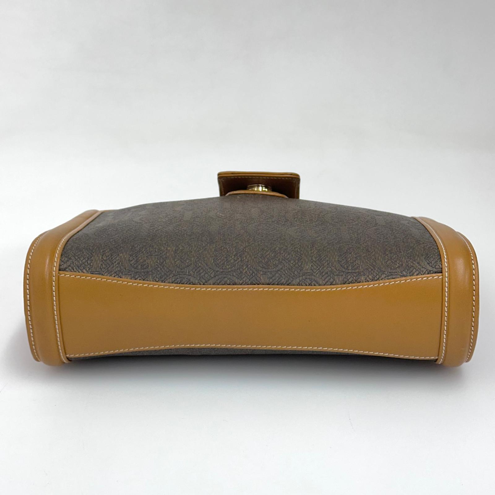 Gucci Borsa Tracolla Vintage anni ’70-’80 in Tela GG e Pelle