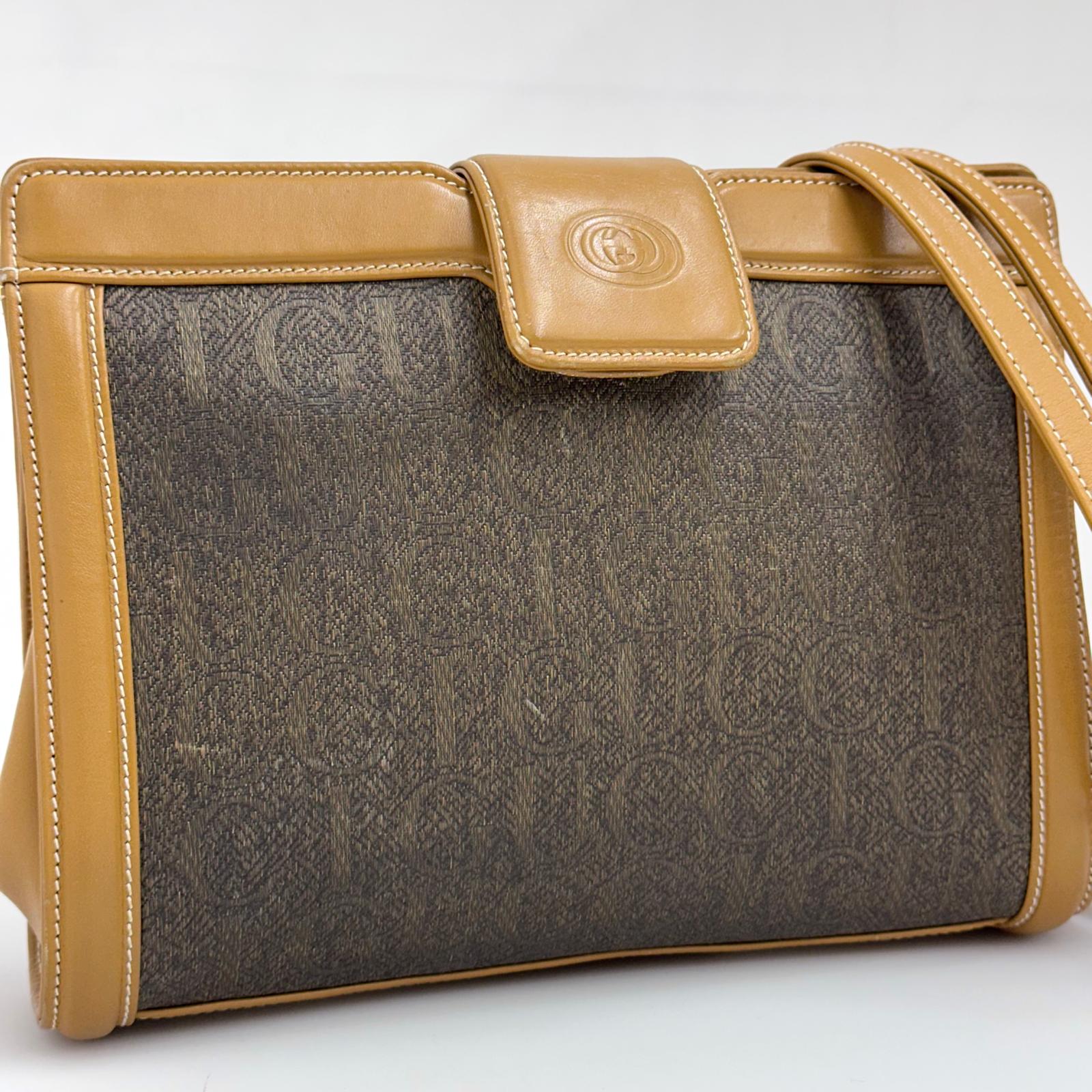 Gucci Borsa Tracolla Vintage anni ’70-’80 in Tela GG e Pelle