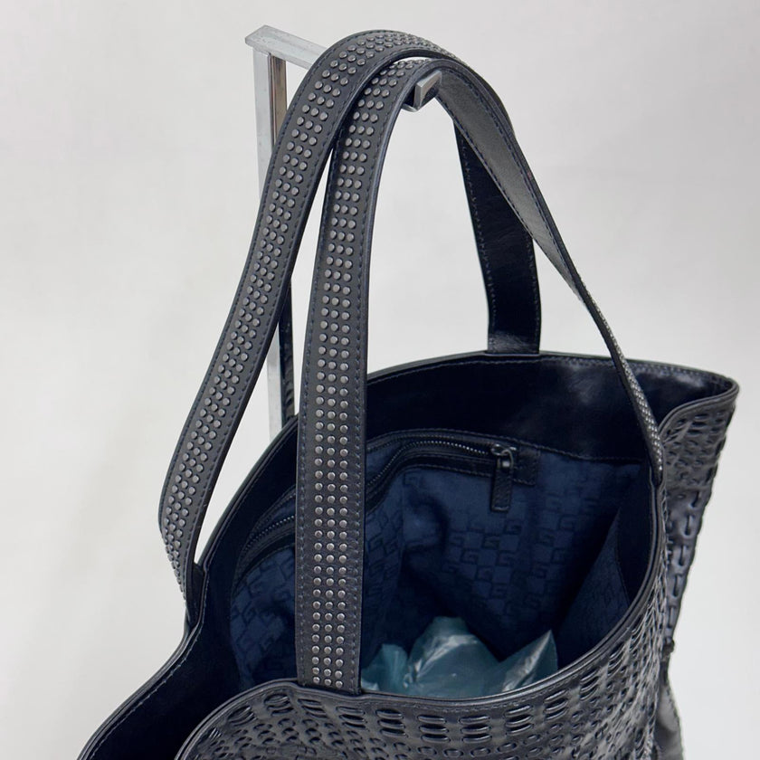 Gucci Borsa Vintage Maxi Tote in Pelle Nera con Borchie