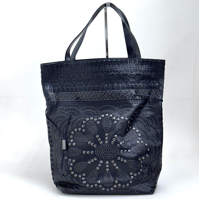 Gucci Borsa Vintage Maxi Tote in Pelle Nera con Borchie